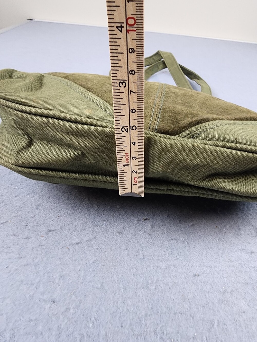 VTG Sassy Olive Canvas Shoulder Bag  Women's Tote Suede Zip Utility Wood - Picture 10 of 11